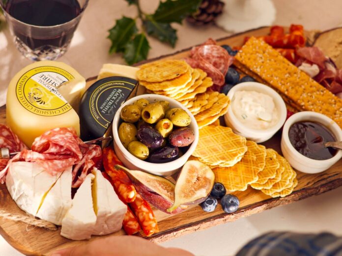 Cartwright & Butler The Ultimate Cheeseboard Hamper (With Red Wine)