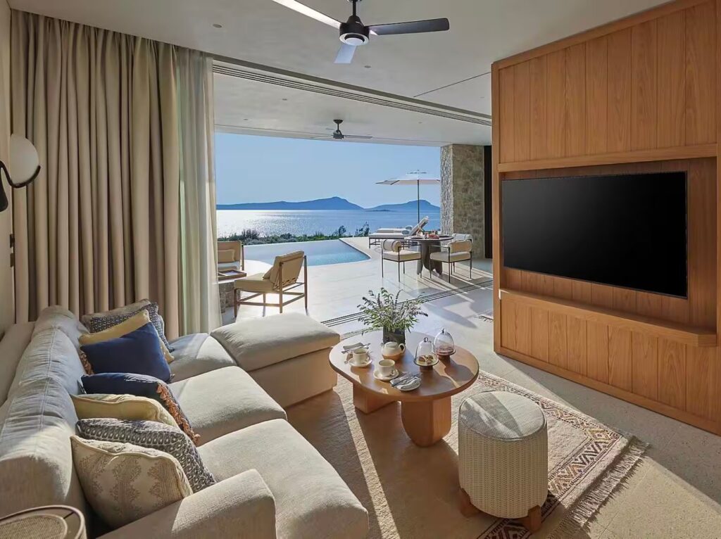Mandarin Oriental Costa Navarino : A Look Inside | Luxsphere