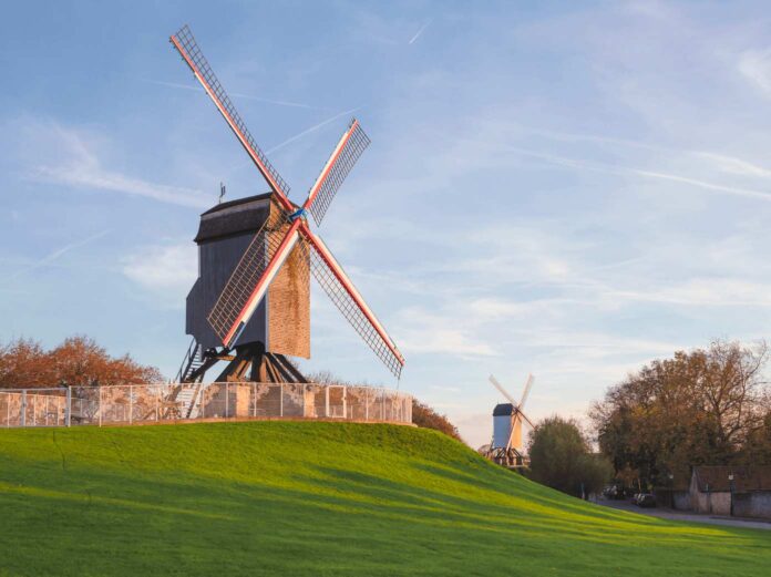 Discover De Vesten windmill walk
