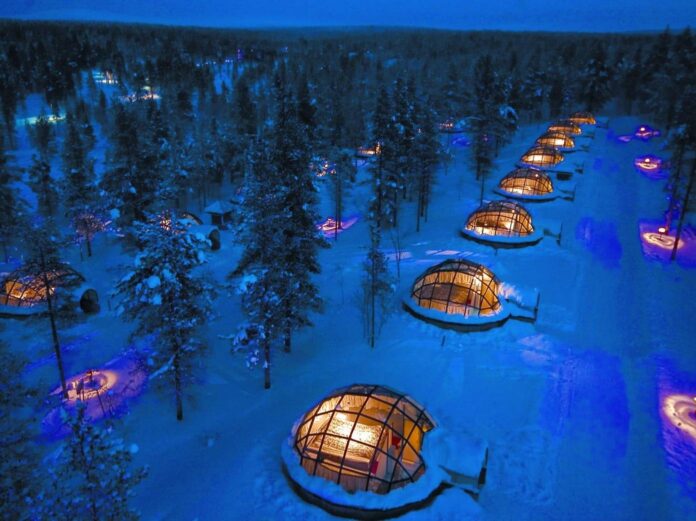Kakslauttanen Arctic Resort 
