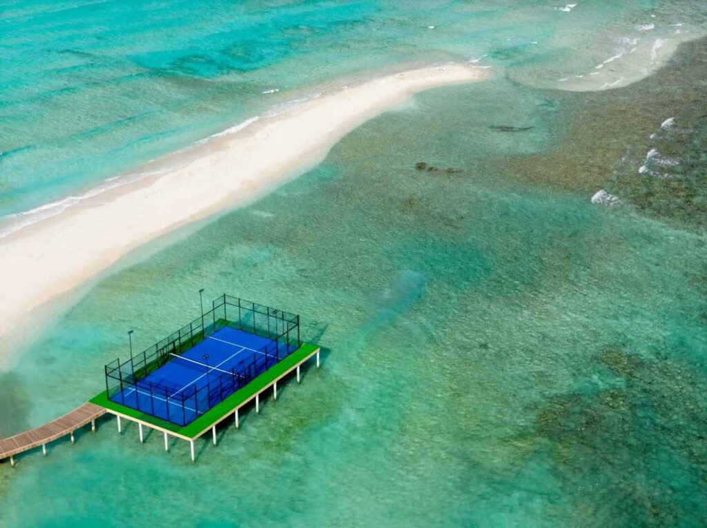 Meyyafushi maldives padel overwater