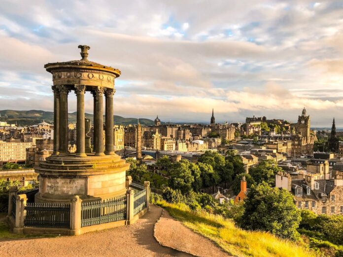 calton hill edinburgh