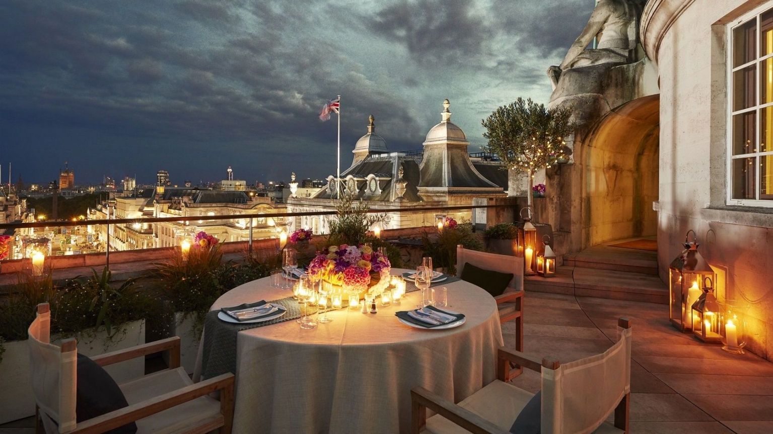 dome penthouse dinner overlooking the city 