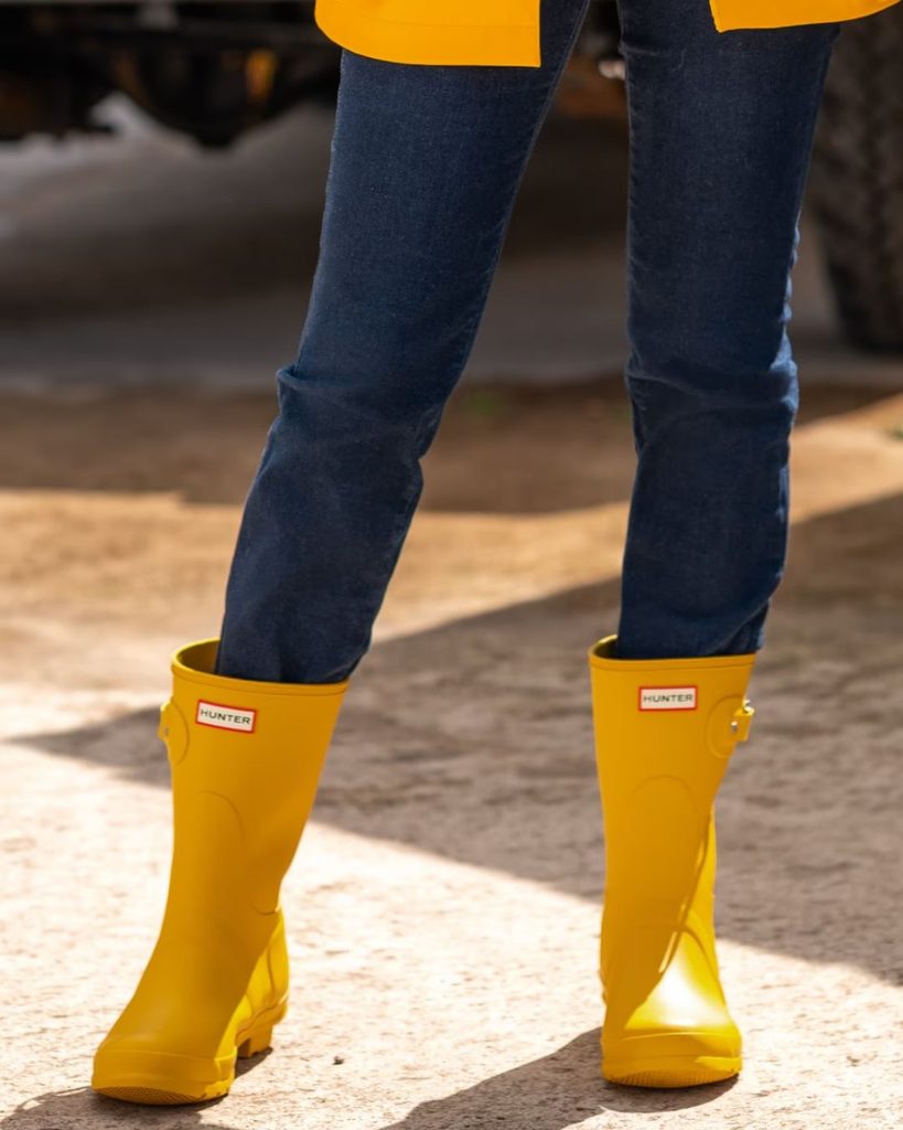 hunter yellow wellington
