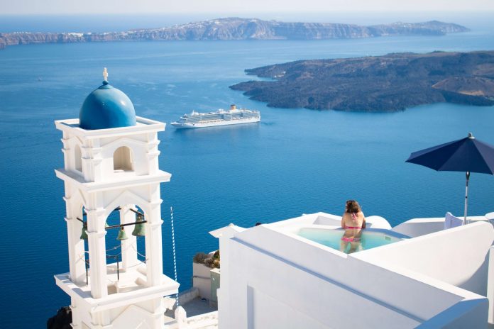 places to visit in greece santorini