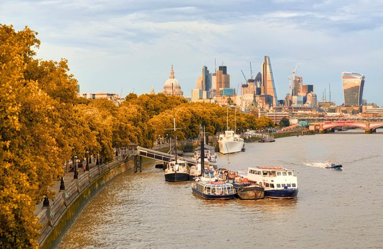 places to visit in london in autumn