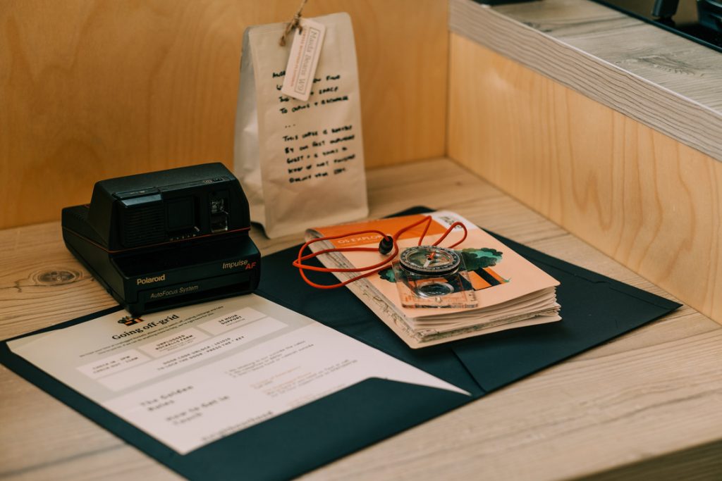 Digital Detox Getaway Near London Unplugged Cabin Luxsphere