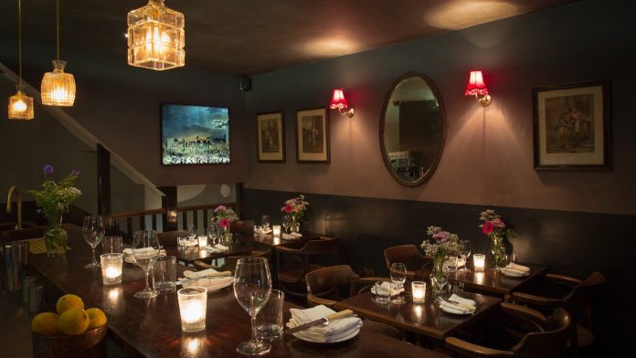 where to eat in mayfair kitty fishers